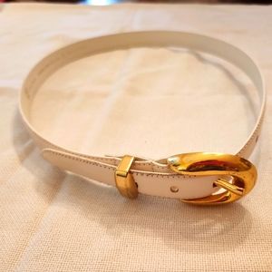 3 for $20*  Crown Pacific Ladies Cream & Gold Belt Sz L